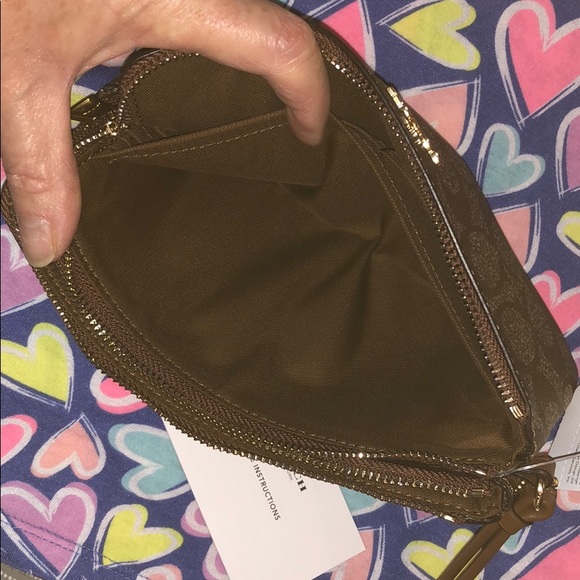 COPY - BEAUTIFUL COACH WRISTLET - Picture 5 of 5